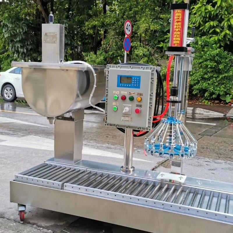 液体灌装机,称重灌装机,定量灌装机 液体灌装机,称重灌装机,定量灌装机